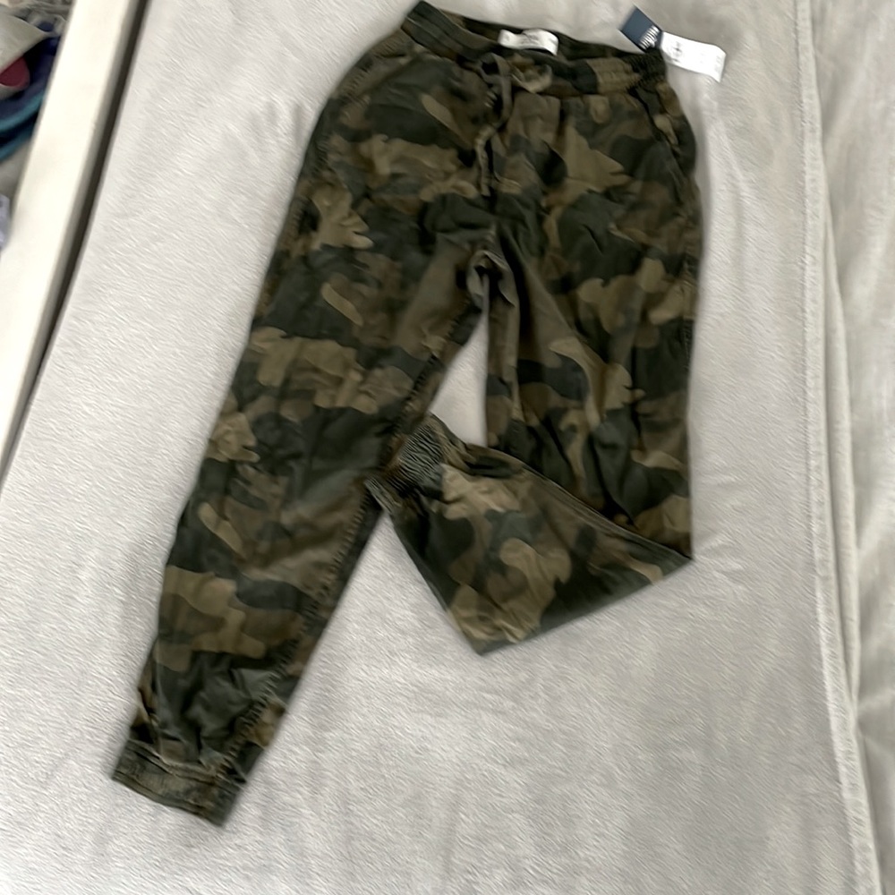 NWT Hollister comfy hi-rise jogger pants lightweight
